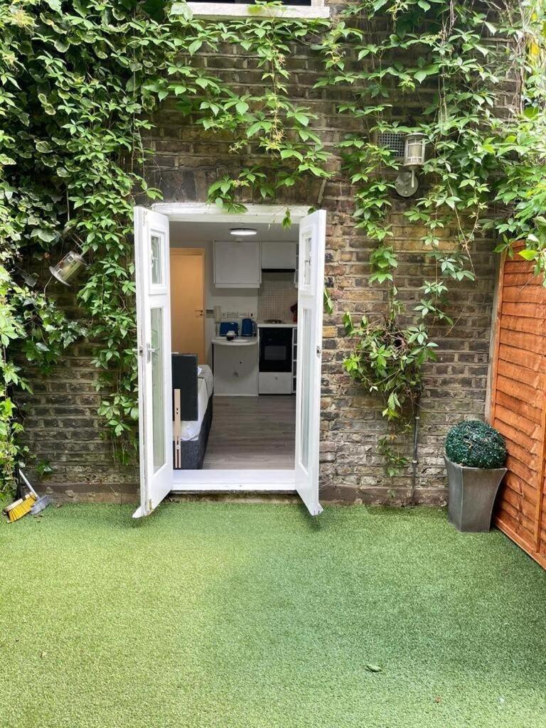 לונדון Portobello Road Artistic Studios 'Budget' מראה חיצוני תמונה